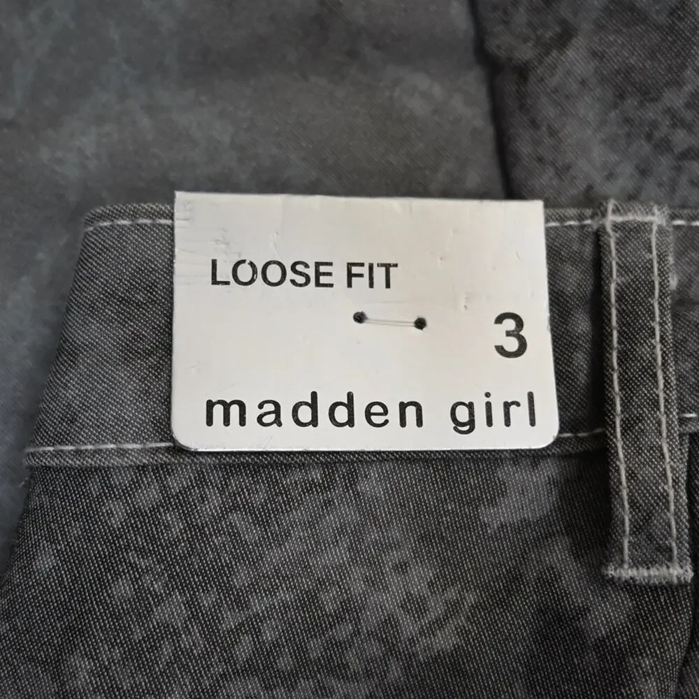 Madden Girl Womens 3 Loose Fit Snake Print Cargo Pants NEW - Picture 10 of 10